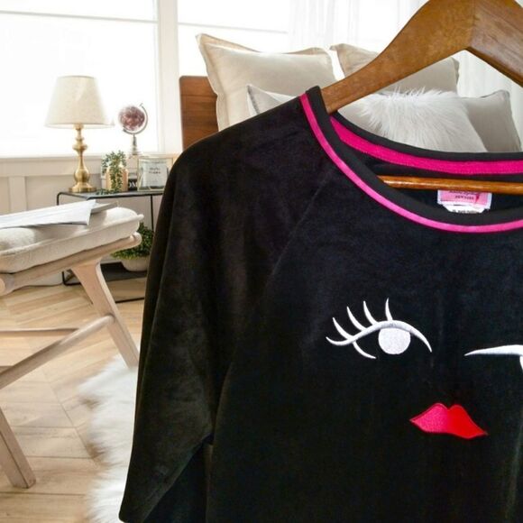 KATE SPADE VELOUR WINKY FACE AND LIPS BLACK VELVET SWEATER SWEATSHIRT LOUNGEWEAR - Picture 10 of 16